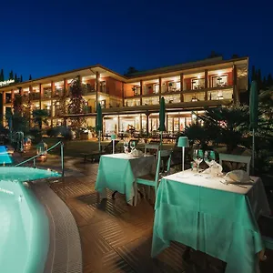 Madrina Lovely And Dynamic Hotel